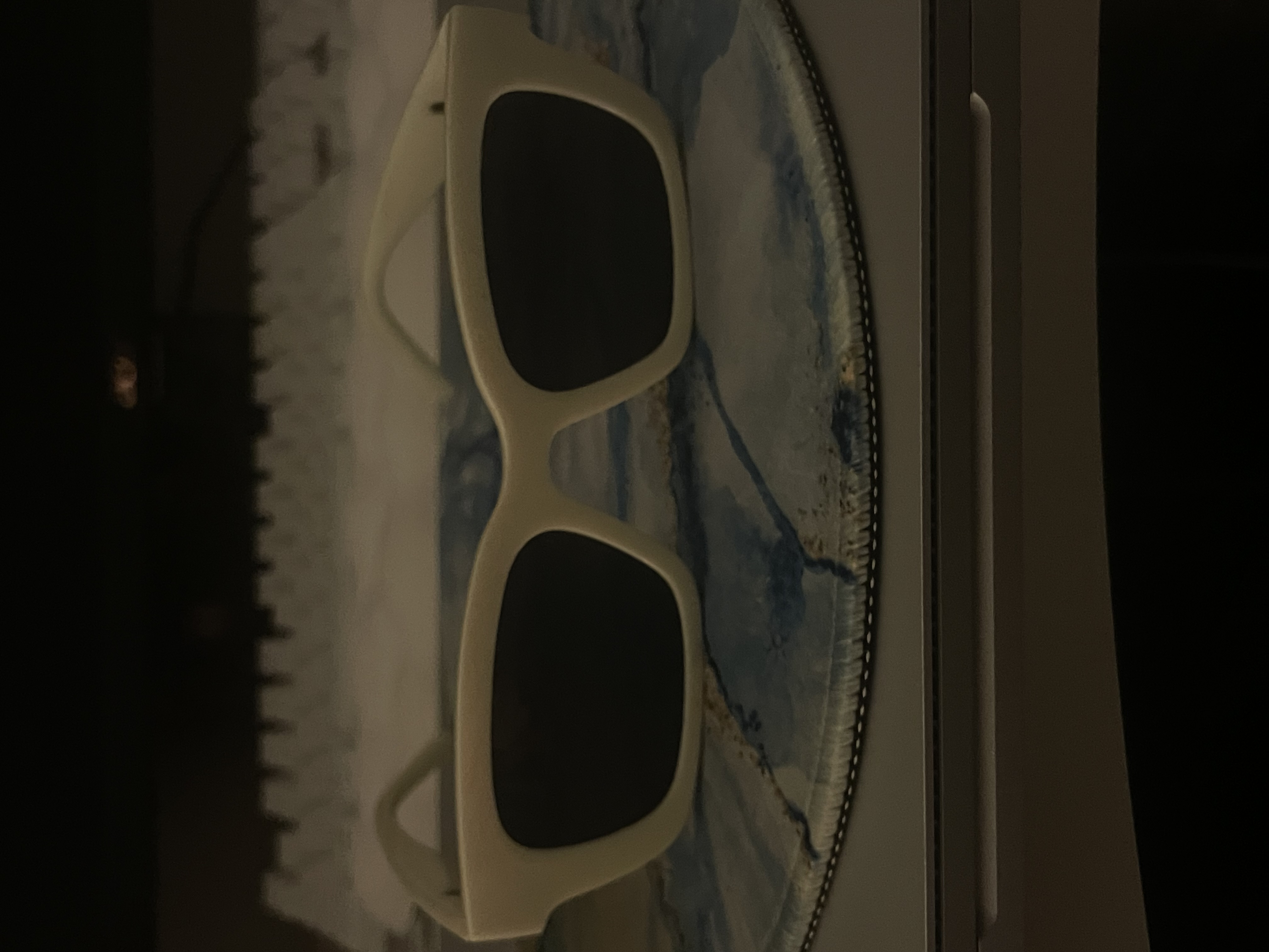 Geometric Object 3: Complex Shape - Sunglasses